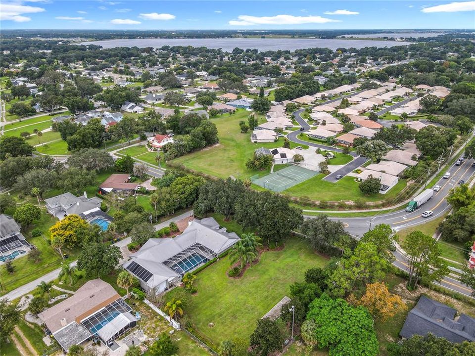 For Sale: $1,149,000 (5 beds, 4 baths, 4382 Square Feet)