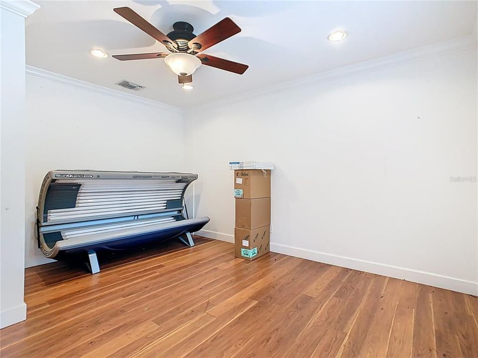 For Sale: $1,149,000 (5 beds, 4 baths, 4382 Square Feet)