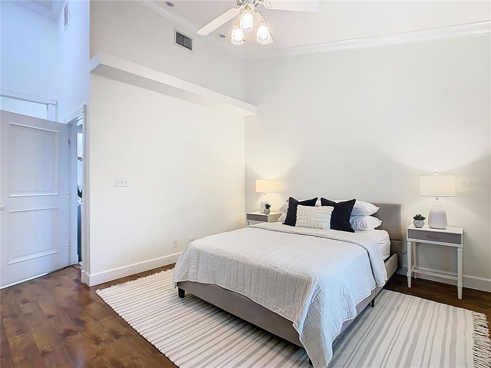 For Sale: $1,149,000 (5 beds, 4 baths, 4382 Square Feet)