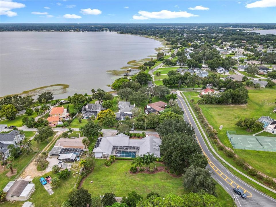 For Sale: $1,149,000 (5 beds, 4 baths, 4382 Square Feet)