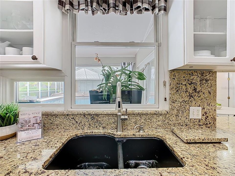 For Sale: $1,149,000 (5 beds, 4 baths, 4382 Square Feet)