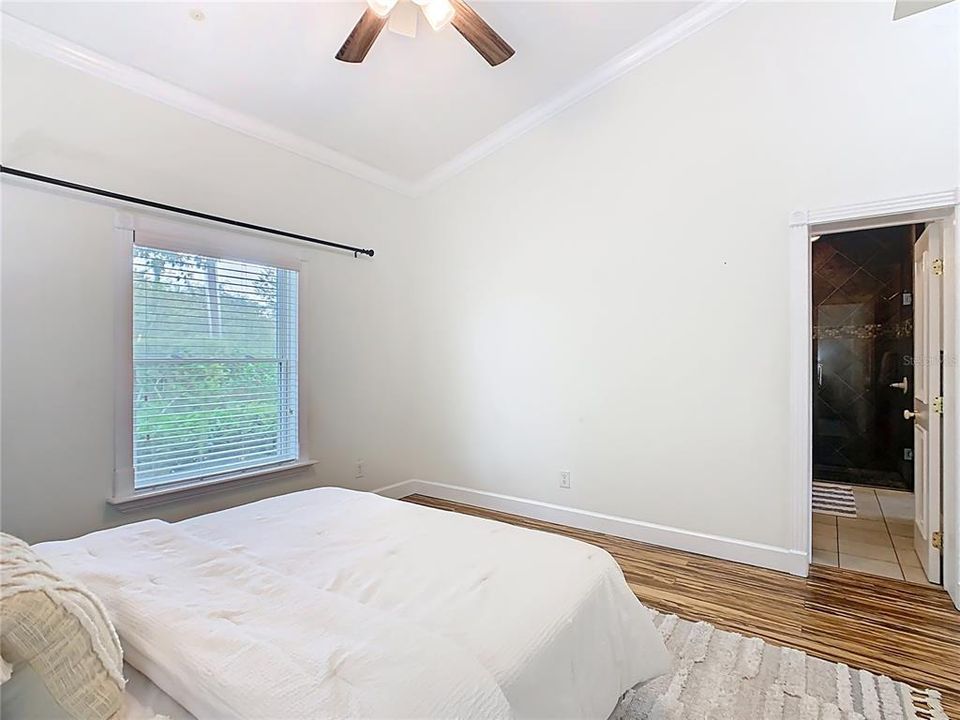 For Sale: $1,149,000 (5 beds, 4 baths, 4382 Square Feet)