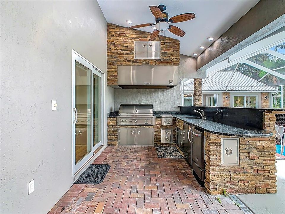 For Sale: $1,149,000 (5 beds, 4 baths, 4382 Square Feet)