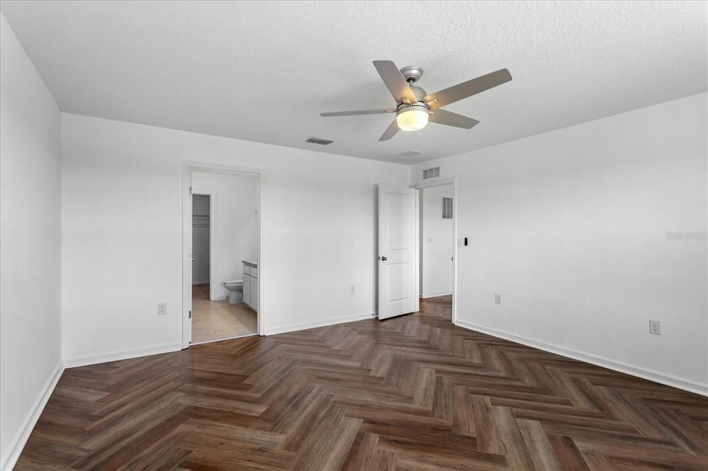 For Sale: $499,000 (4 beds, 3 baths, 2408 Square Feet)