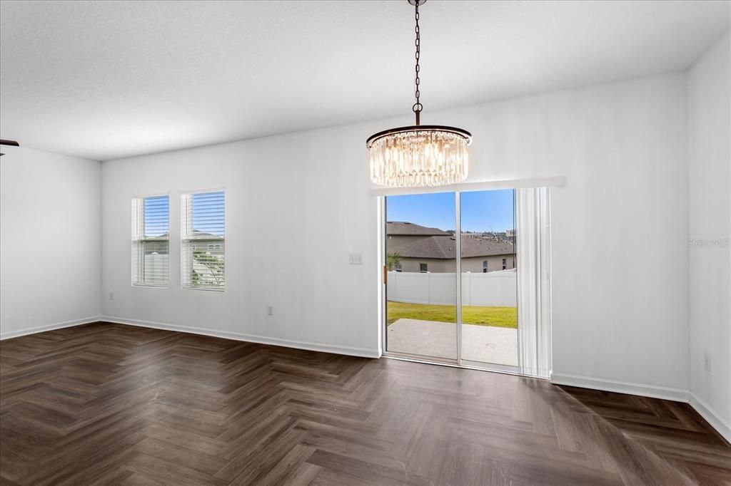 For Sale: $499,000 (4 beds, 3 baths, 2408 Square Feet)