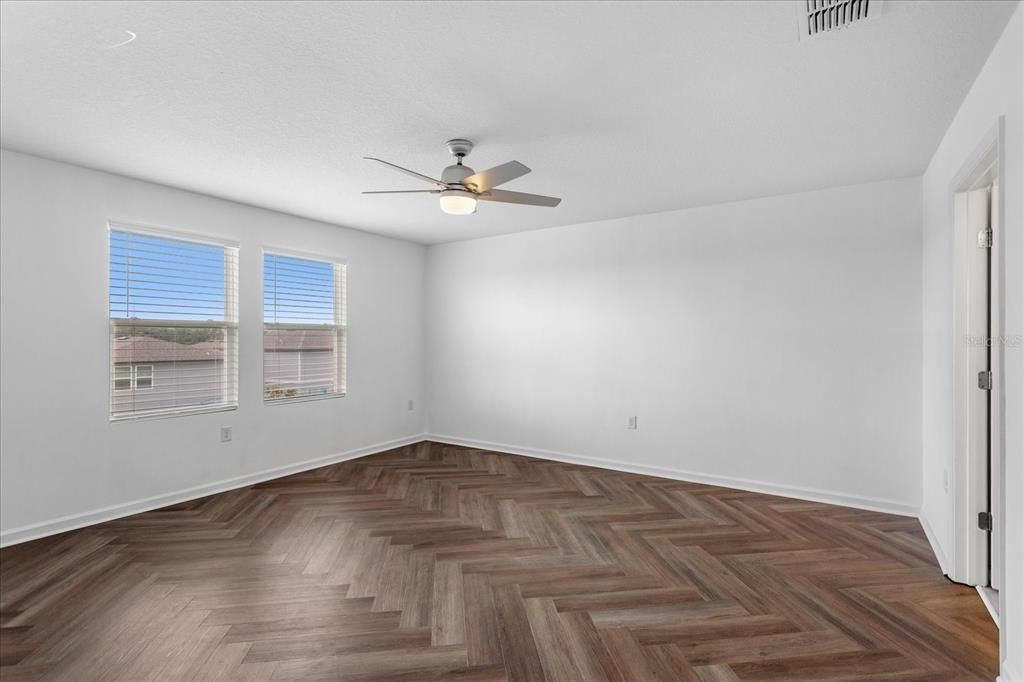 For Sale: $499,000 (4 beds, 3 baths, 2408 Square Feet)