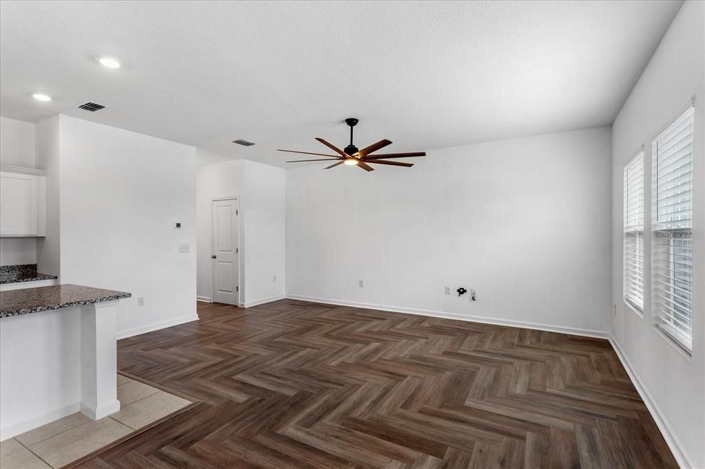 For Sale: $499,000 (4 beds, 3 baths, 2408 Square Feet)