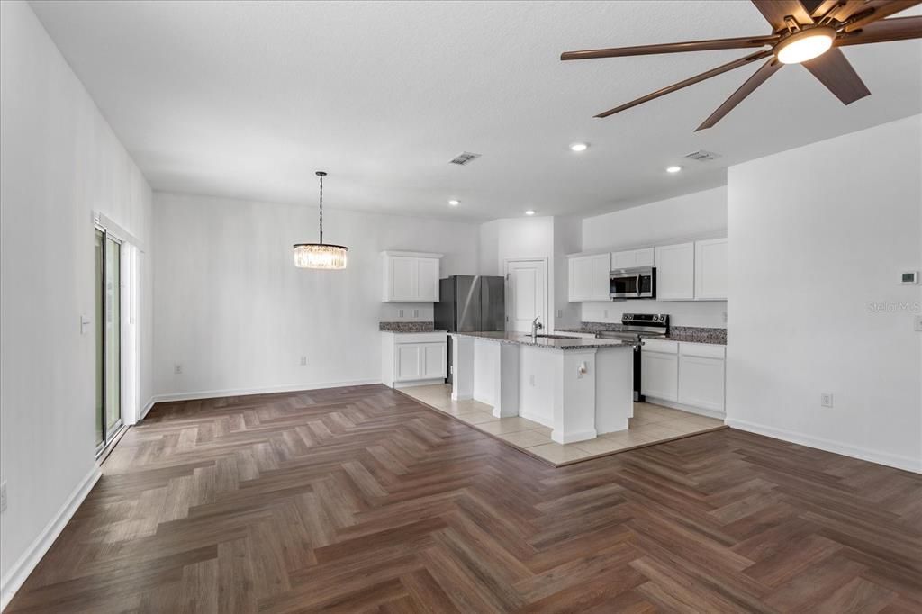 For Sale: $499,000 (4 beds, 3 baths, 2408 Square Feet)