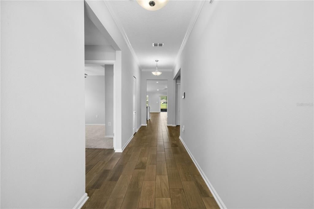 For Sale: $344,900 (4 beds, 2 baths, 1874 Square Feet)