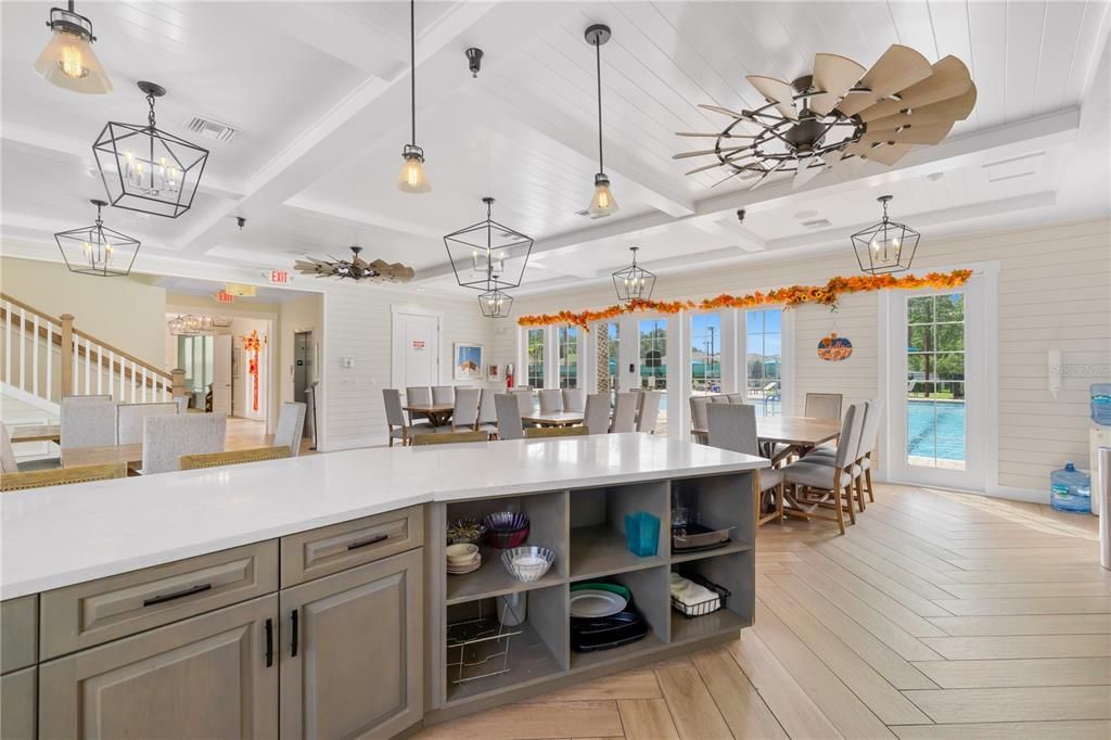 For Sale: $344,900 (4 beds, 2 baths, 1874 Square Feet)