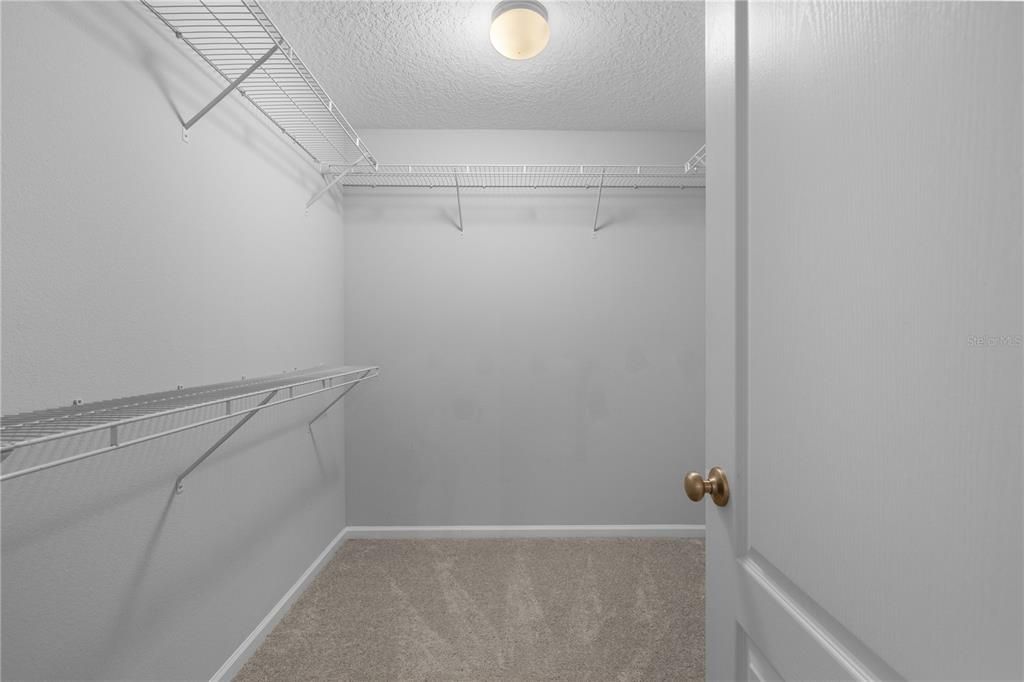 For Sale: $344,900 (4 beds, 2 baths, 1874 Square Feet)