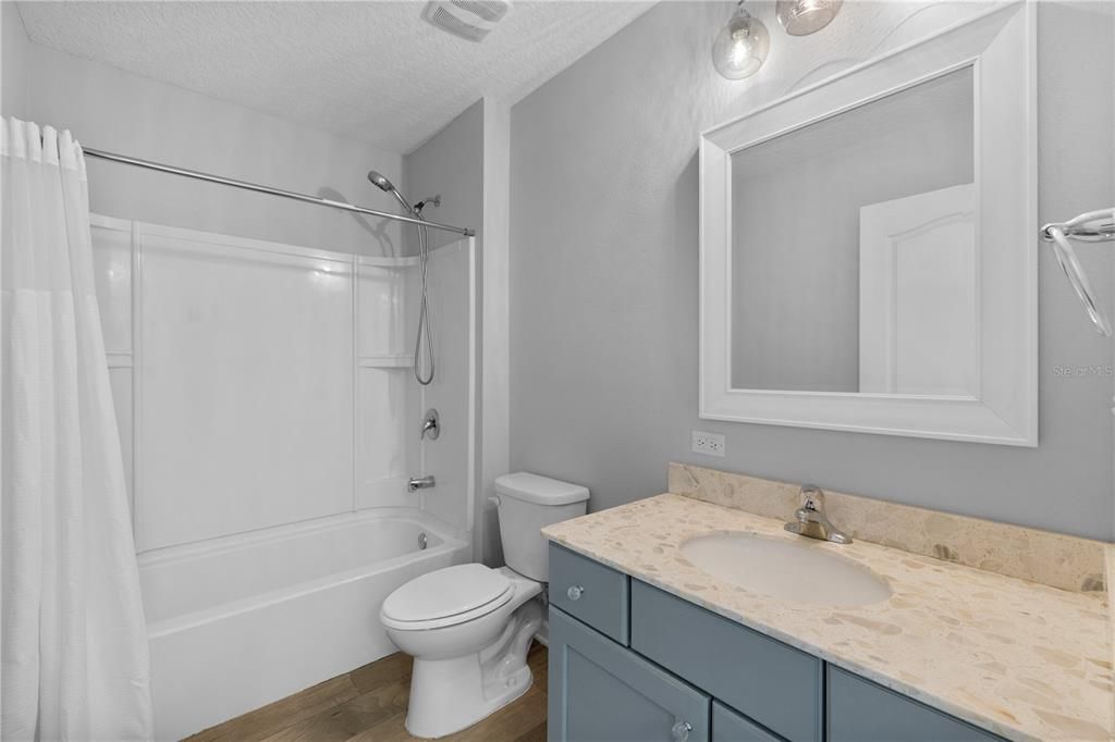 For Sale: $344,900 (4 beds, 2 baths, 1874 Square Feet)