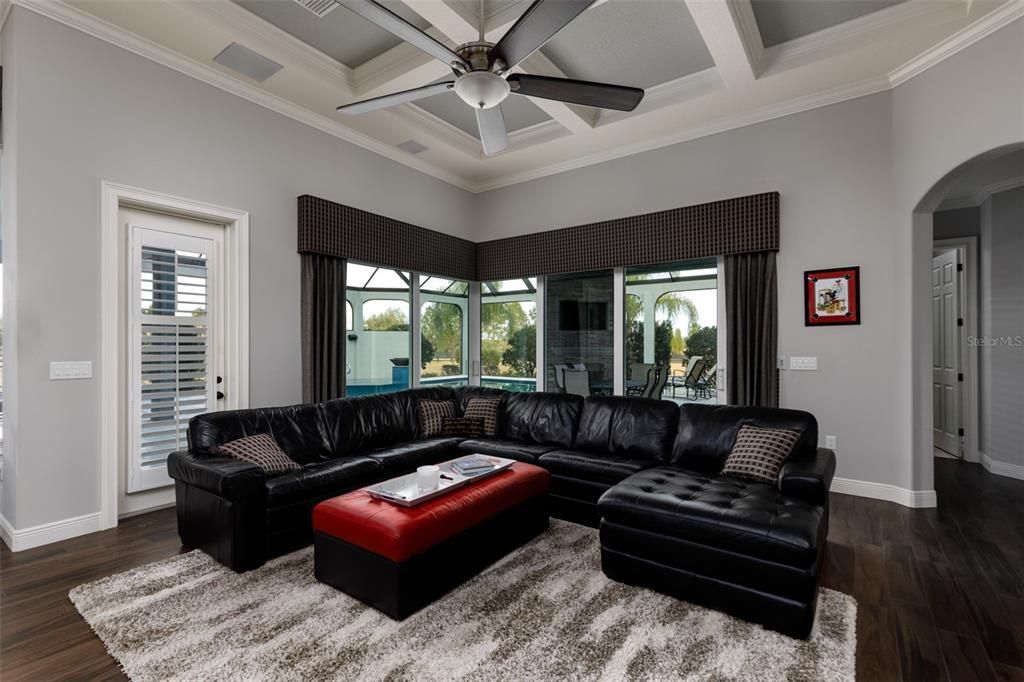 For Rent: $8,750 (4 beds, 5 baths, 4288 Square Feet)