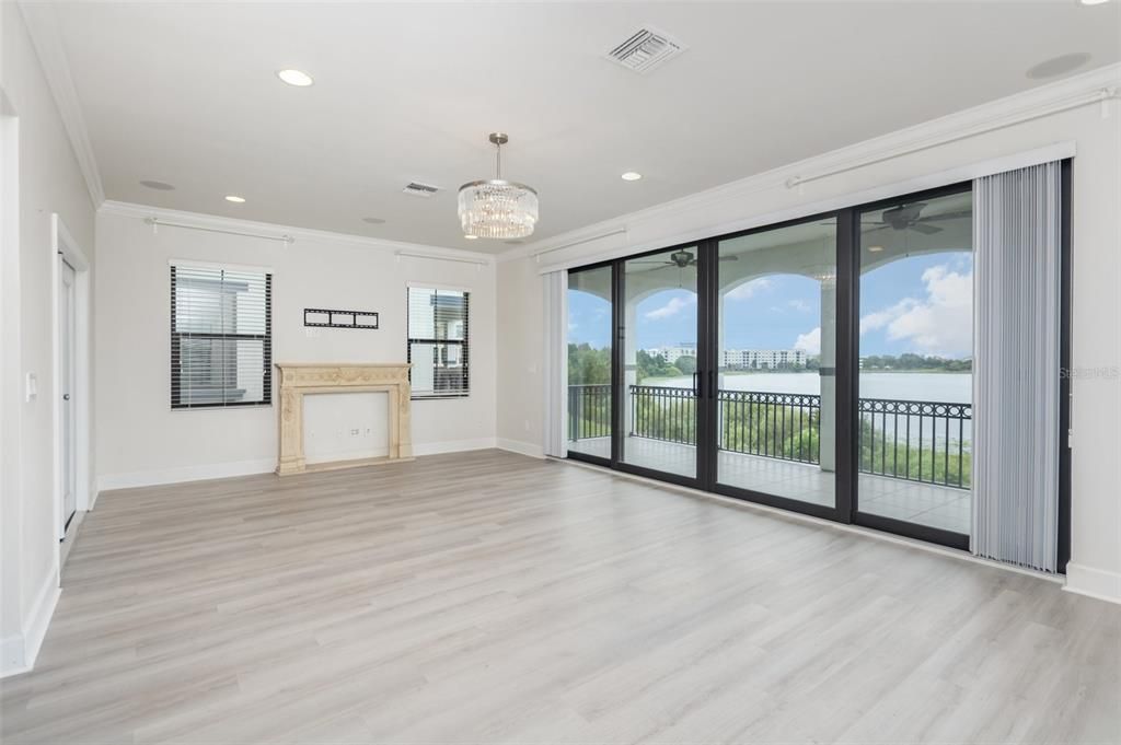 待售: $1,575,000 (6 贝兹, 6 浴室, 4252 平方英尺)