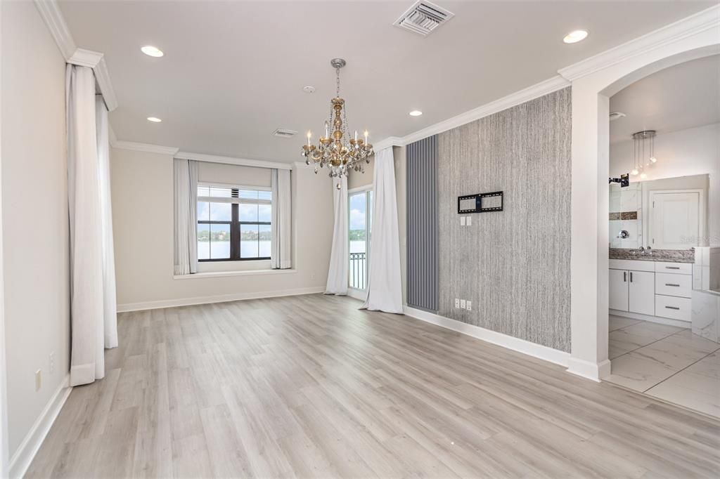 待售: $1,575,000 (6 贝兹, 6 浴室, 4252 平方英尺)