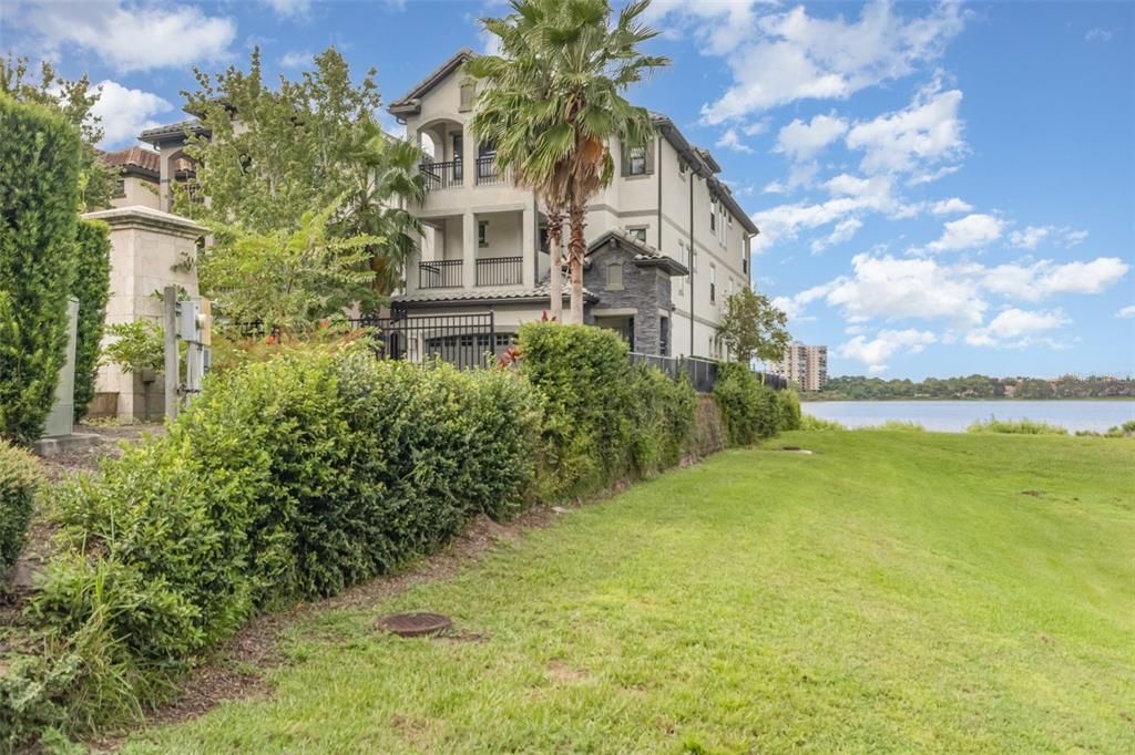 待售: $1,575,000 (6 贝兹, 6 浴室, 4252 平方英尺)