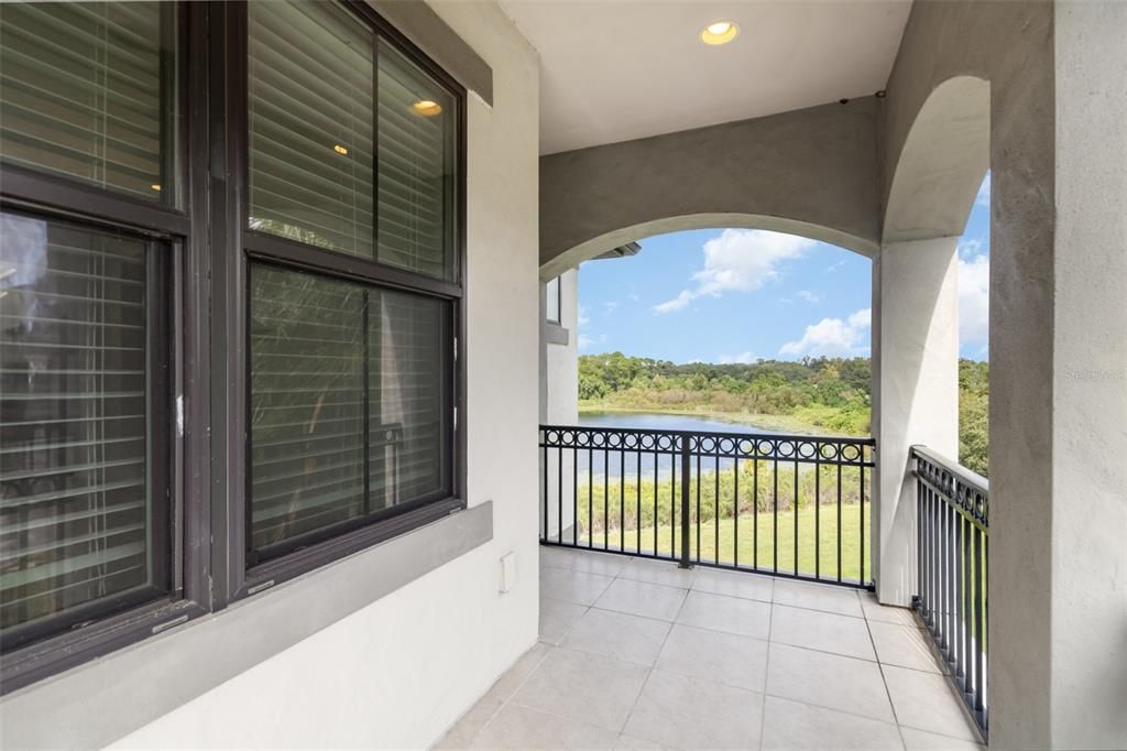 待售: $1,575,000 (6 贝兹, 6 浴室, 4252 平方英尺)