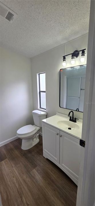 En Venta: $155,000 (2 camas, 2 baños, 1124 Pies cuadrados)