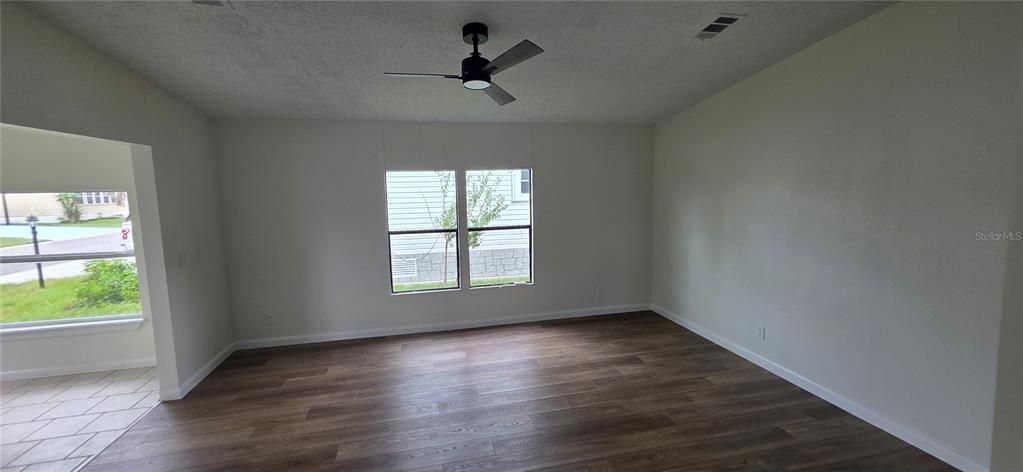 En Venta: $155,000 (2 camas, 2 baños, 1124 Pies cuadrados)