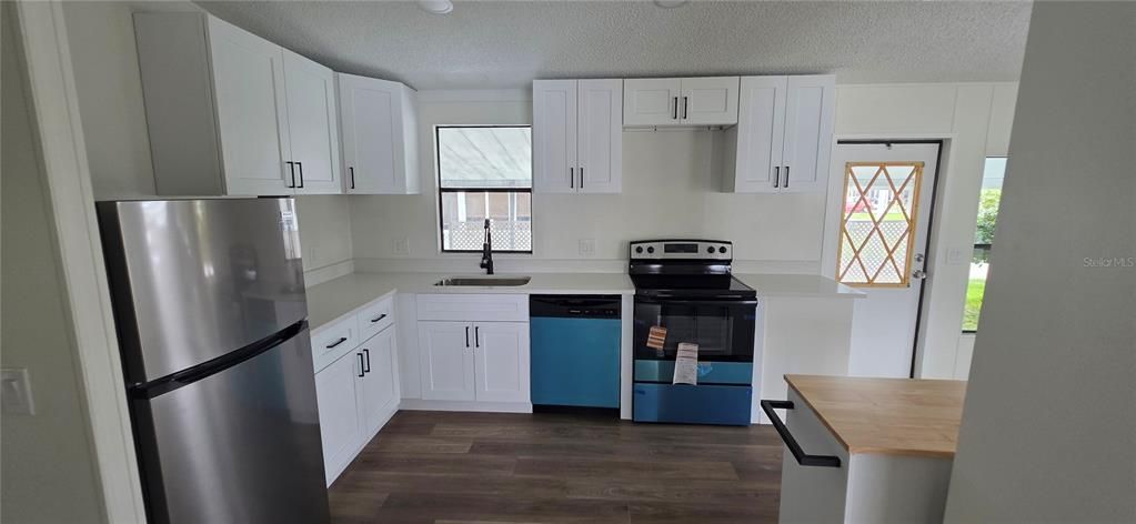 En Venta: $155,000 (2 camas, 2 baños, 1124 Pies cuadrados)