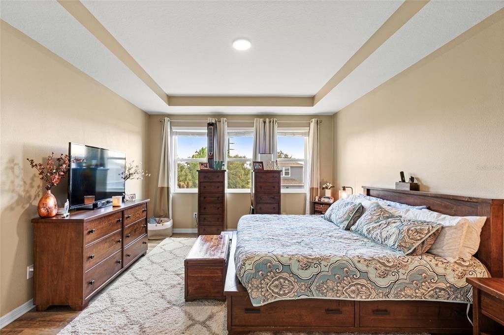 En Venta: $515,000 (4 camas, 3 baños, 2889 Pies cuadrados)