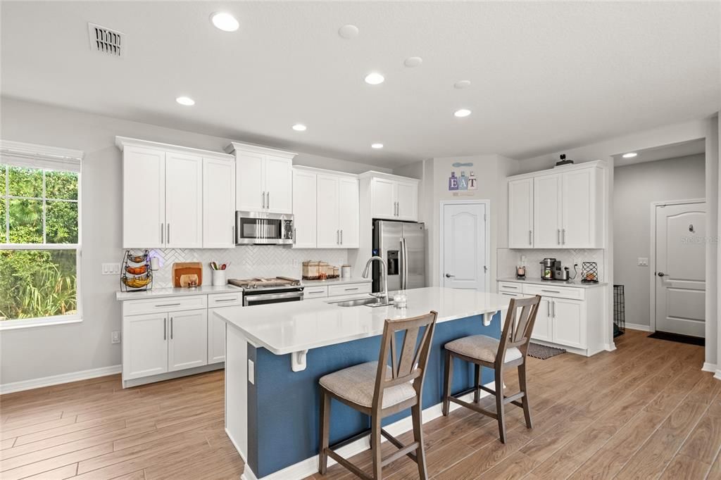 En Venta: $515,000 (4 camas, 3 baños, 2889 Pies cuadrados)