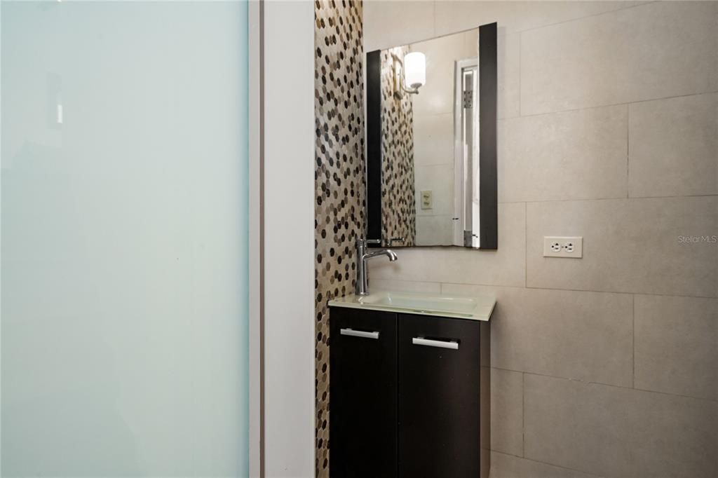 Active With Contract: $565,000 (3 beds, 2 baths, 2087 Square Feet)