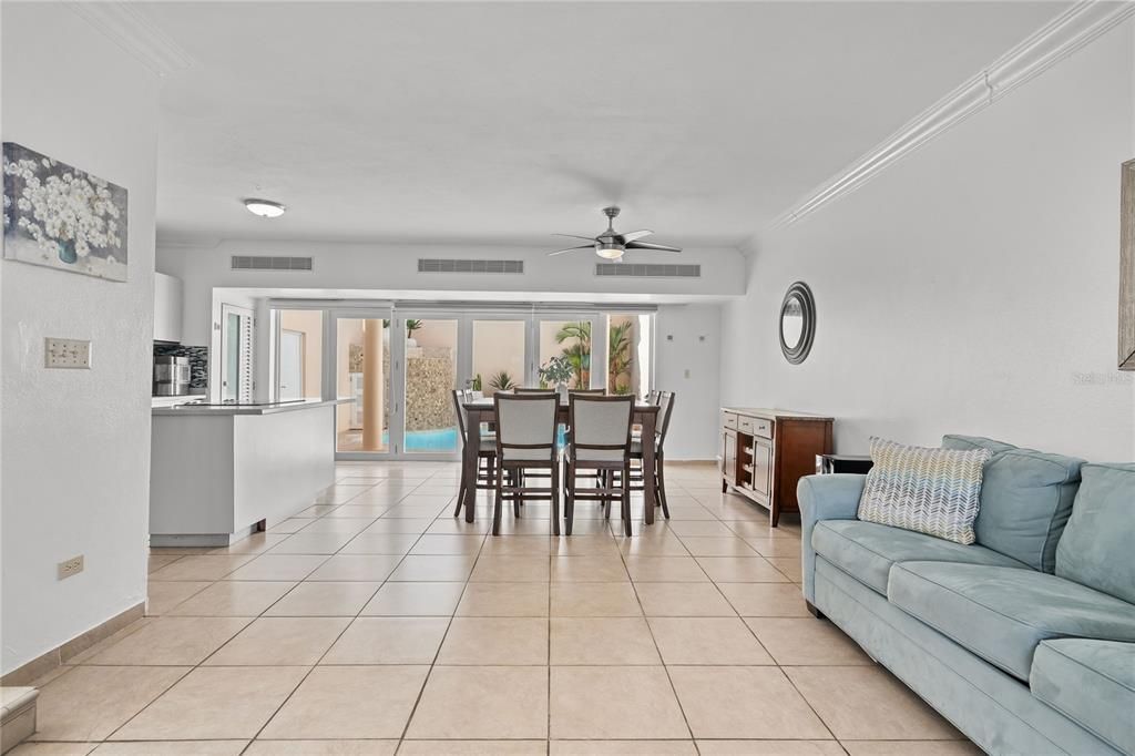 Active With Contract: $565,000 (3 beds, 2 baths, 2087 Square Feet)