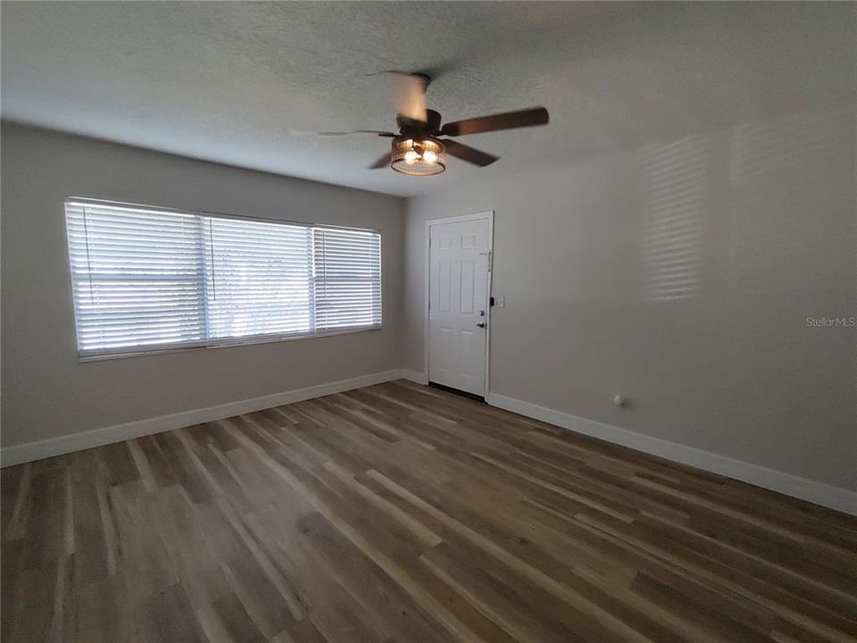 出租: $1,450 (2 贝兹, 2 浴室, 1036 平方英尺)