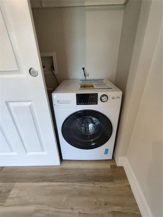 出租: $1,450 (2 贝兹, 2 浴室, 1036 平方英尺)