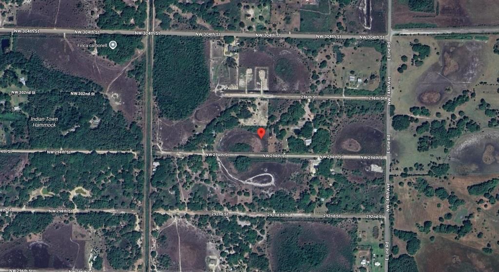 待售: $17,900 (1.25 acres)