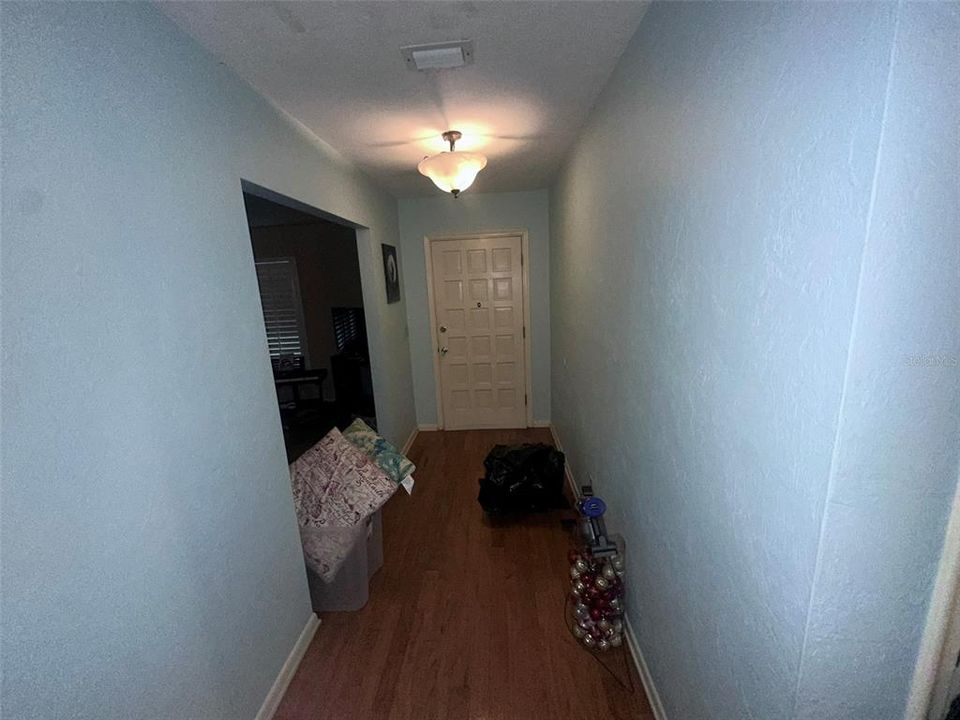 待售: $399,995 (6 贝兹, 3 浴室, 3005 平方英尺)