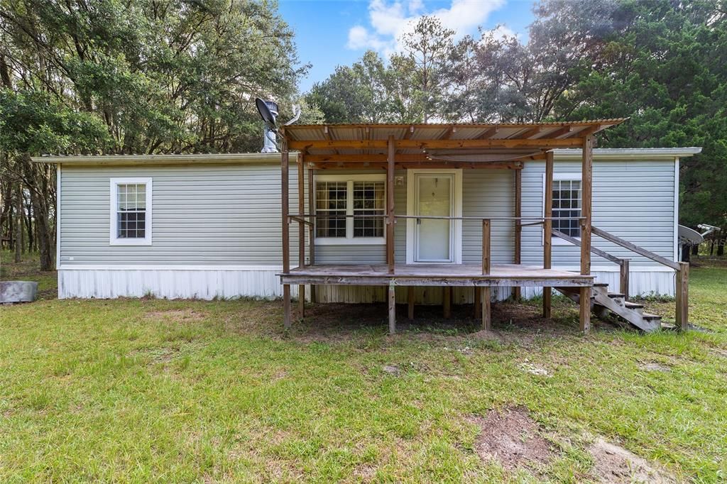 Recently Sold: $285,000 (3 beds, 2 baths, 1248 Square Feet)