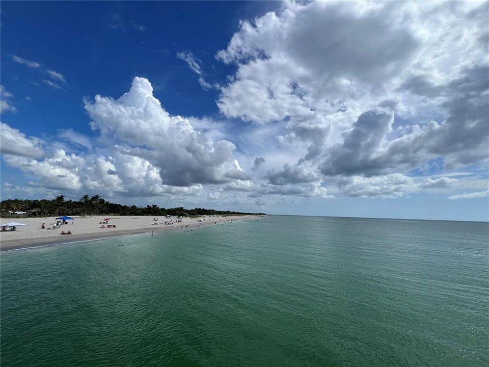 For Sale: $120,000 (1 beds, 1 baths, 631 Square Feet)