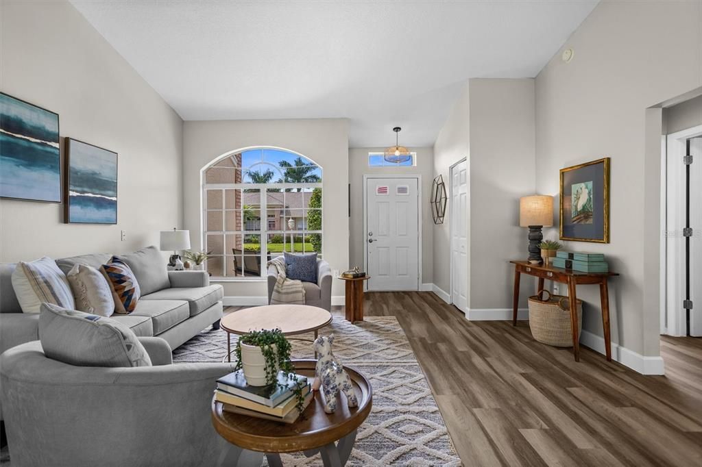 待售: $389,900 (2 贝兹, 2 浴室, 1546 平方英尺)