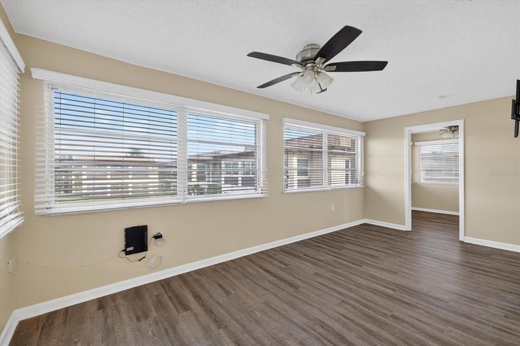 En Venta: $85,000 (2 camas, 2 baños, 1088 Pies cuadrados)