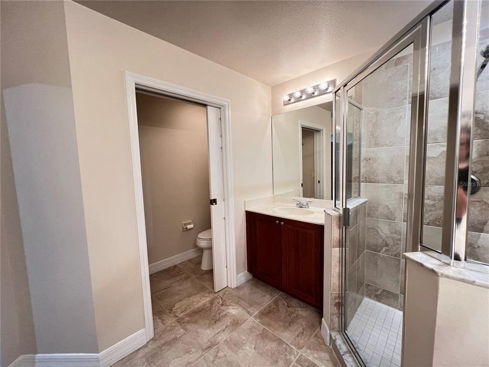 For Rent: $2,000 (3 beds, 2 baths, 1845 Square Feet)