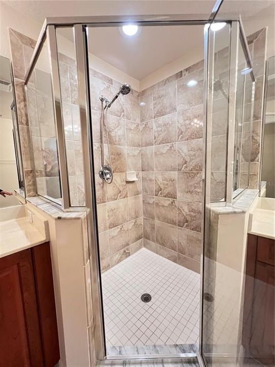 For Rent: $2,000 (3 beds, 2 baths, 1845 Square Feet)