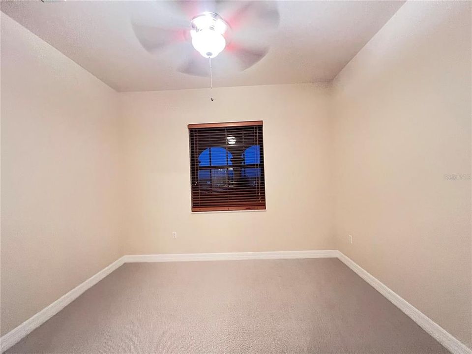 For Rent: $2,000 (3 beds, 2 baths, 1845 Square Feet)