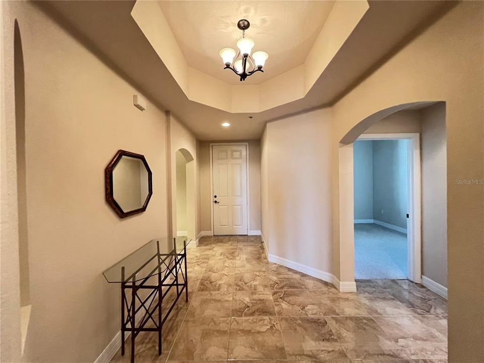 For Rent: $2,000 (3 beds, 2 baths, 1845 Square Feet)