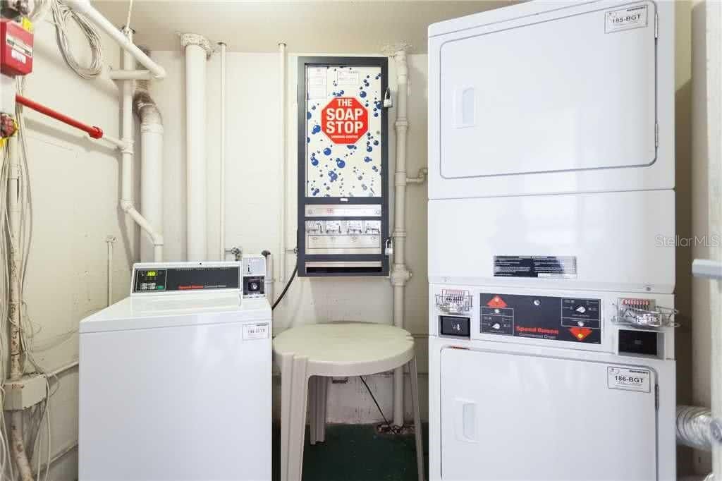 待售: $119,900 (0 贝兹, 1 浴室, 358 平方英尺)