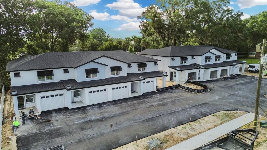 出租: $2,650 (2 贝兹, 2 浴室, 1800 平方英尺)