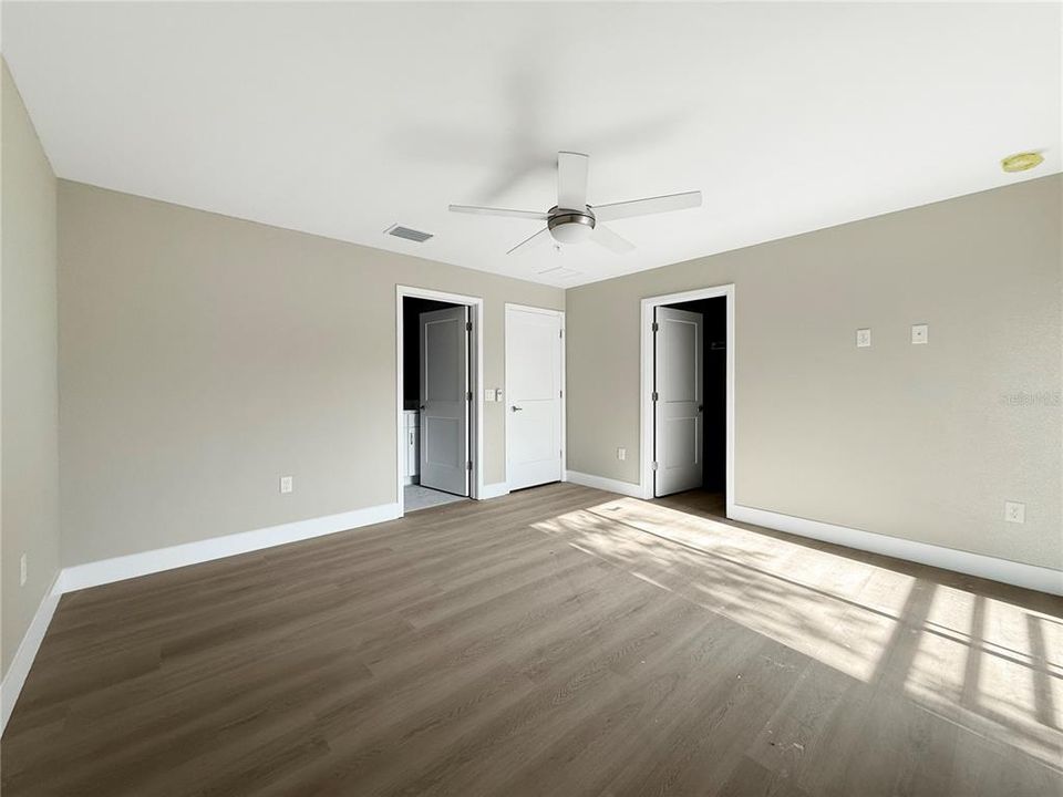 出租: $2,650 (2 贝兹, 2 浴室, 1800 平方英尺)