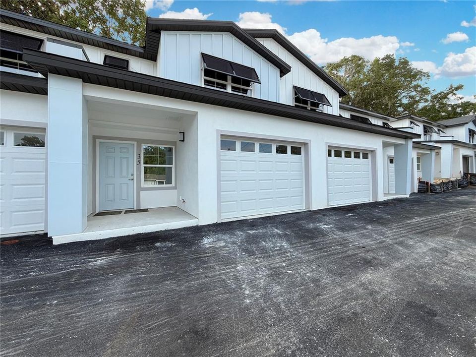 出租: $2,650 (2 贝兹, 2 浴室, 1800 平方英尺)