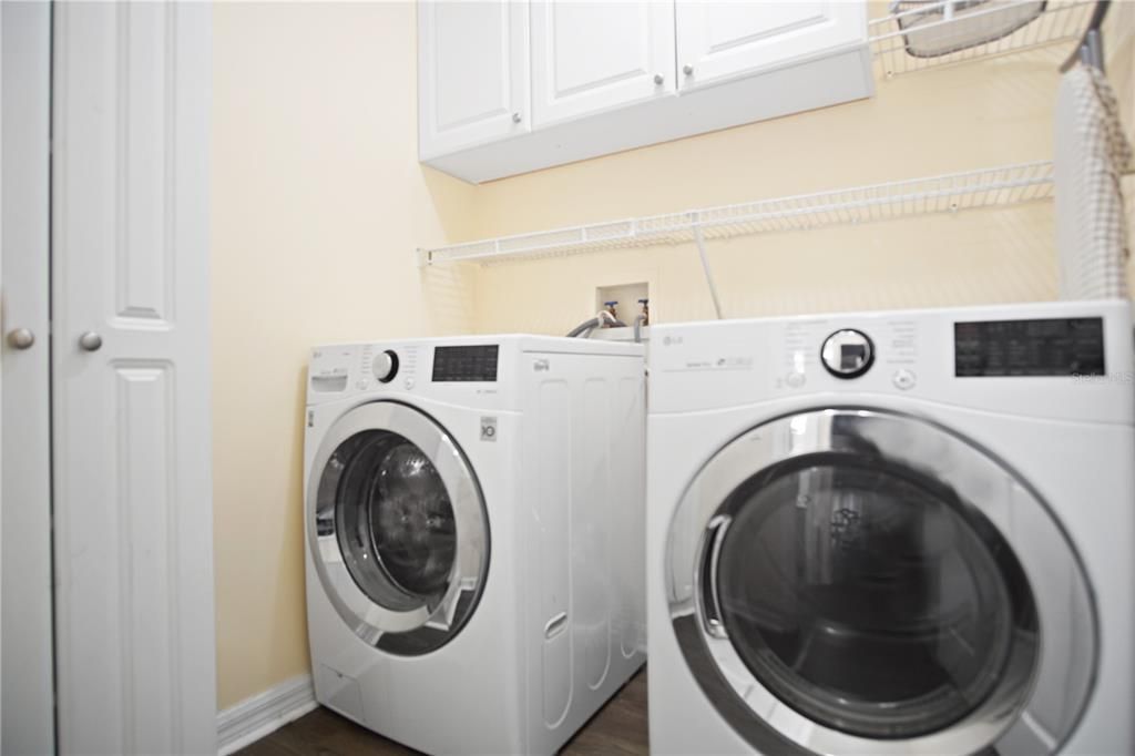 For Rent: $2,400 (5 beds, 3 baths, 2269 Square Feet)