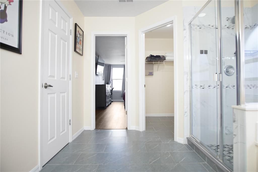 For Rent: $2,400 (5 beds, 3 baths, 2269 Square Feet)