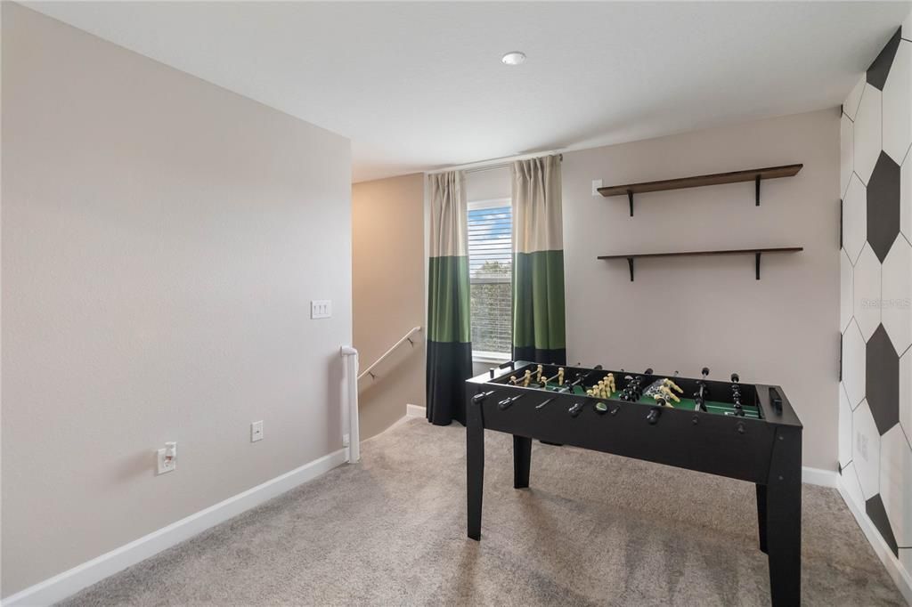 待售: $485,000 (4 贝兹, 2 浴室, 2334 平方英尺)