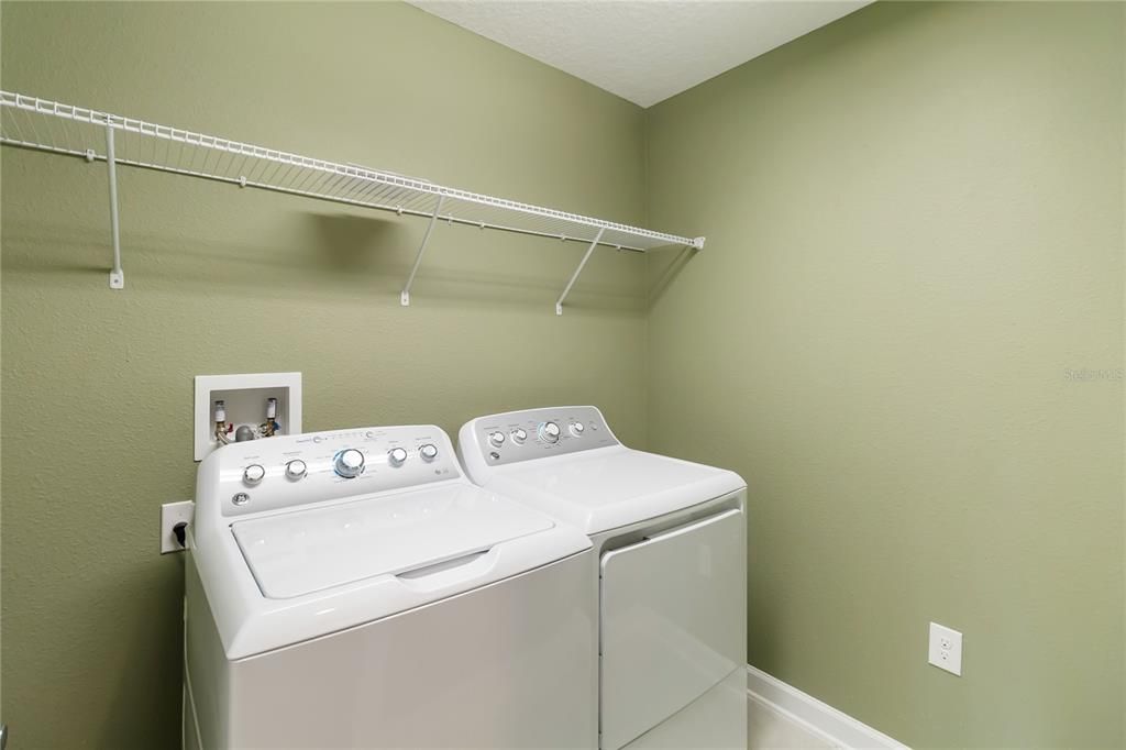 待售: $485,000 (4 贝兹, 2 浴室, 2334 平方英尺)