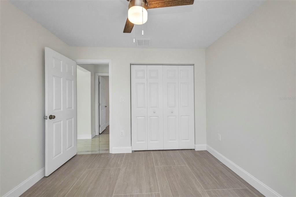 В аренду: $2,175 (4 спален, 2 ванн, 1459 Квадратных фут)