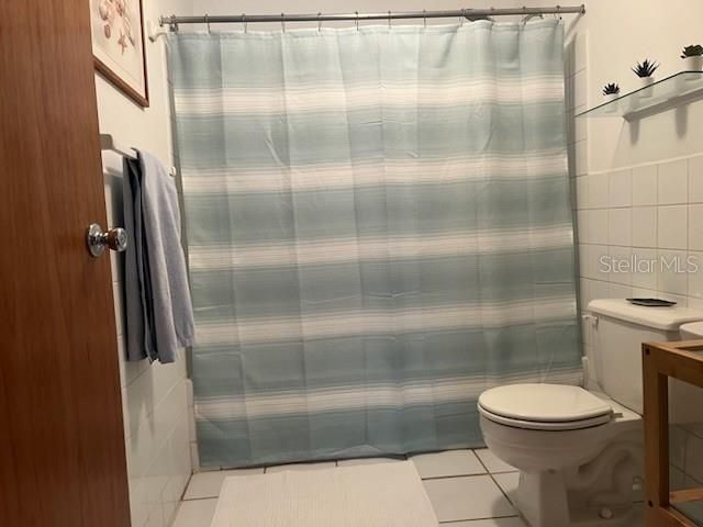 На продажу: $309,000 (2 спален, 1 ванн, 853 Квадратных фут)